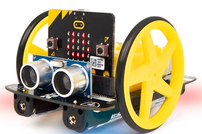 A robot buggy with inserted Micro:bit